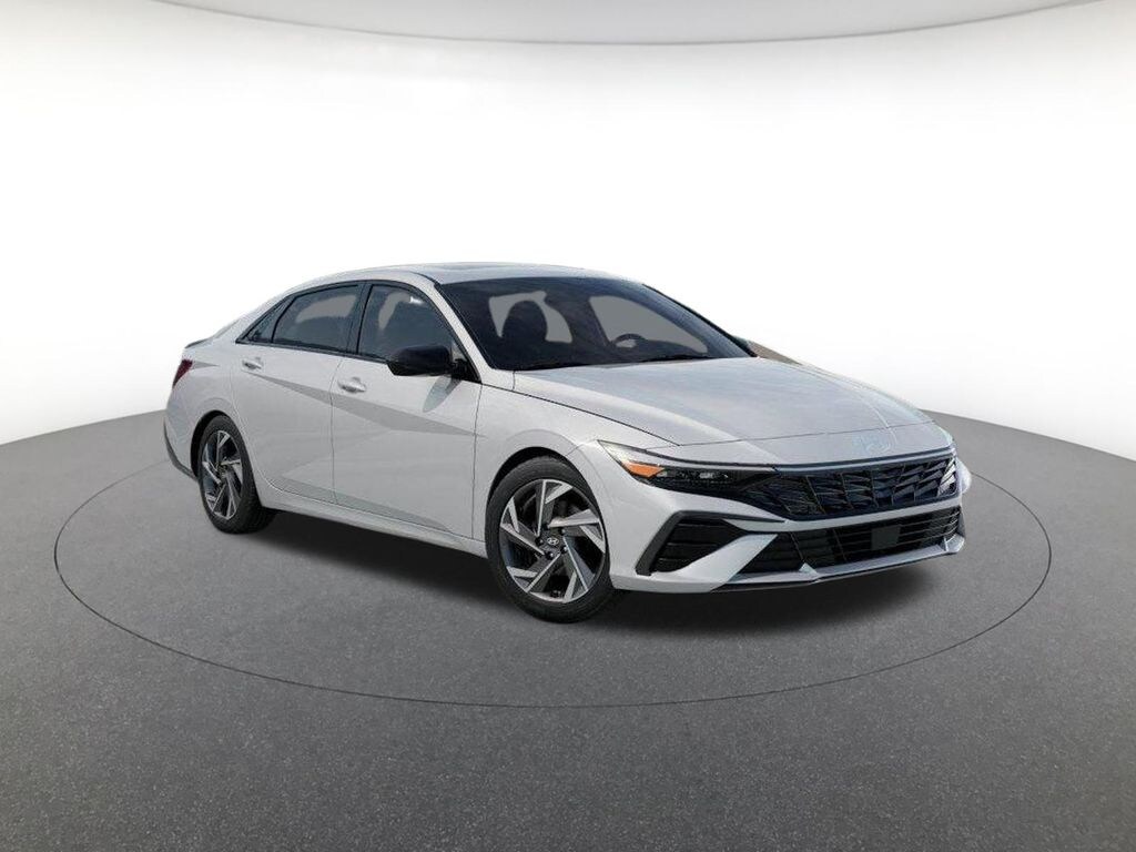 New 2026 Hyundai Elantra SEL Sport Sedan
