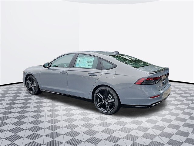 2025 Honda Accord Hybrid Sport-L photo 3
