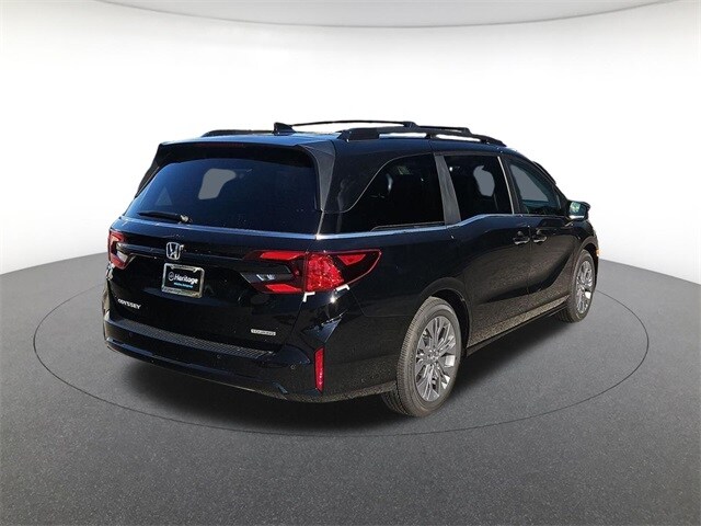 2026 Honda Odyssey Touring photo 4