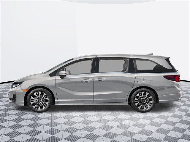 2026 Honda Odyssey Elite photo 3
