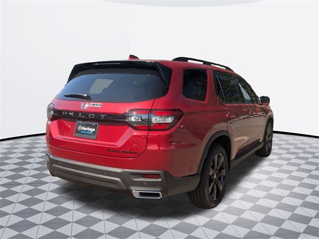 2025 Honda Pilot Black Edition photo 3