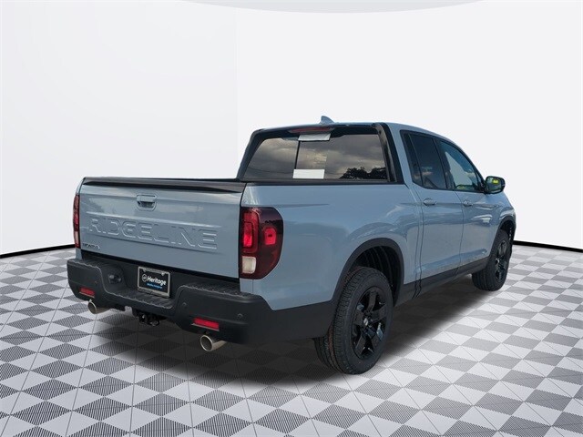 2025 Honda Ridgeline Black Edition photo 3