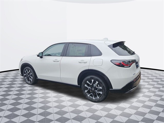2026 Honda HR-V EX-L photo 3