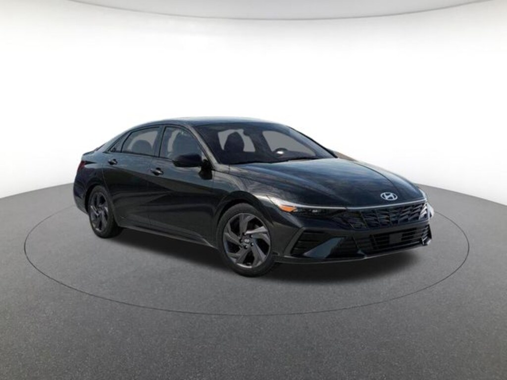 New 2026 Hyundai Elantra SEL Sport Sedan