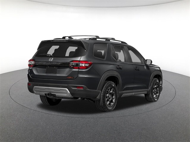 2025 Honda Pilot TrailSport photo 2