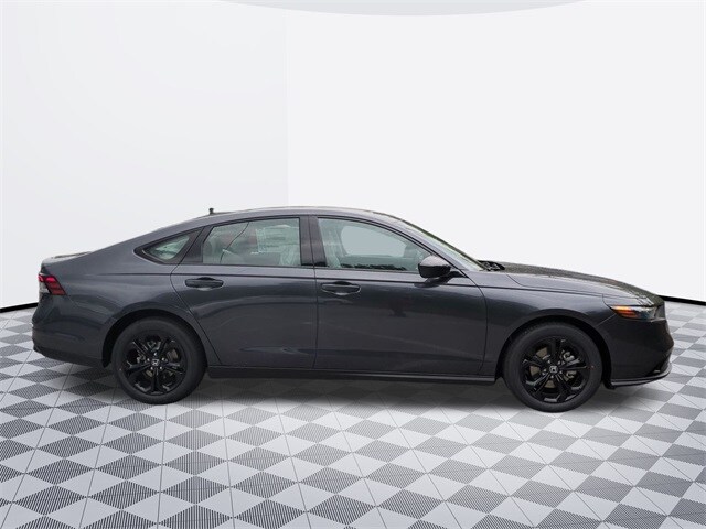 2025 Honda Accord SE photo 3