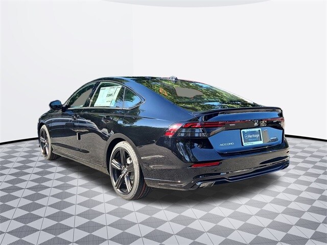2025 Honda Accord Hybrid Sport-L photo 3
