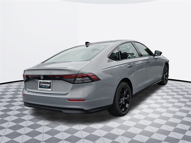 2025 Honda Accord SE photo 2