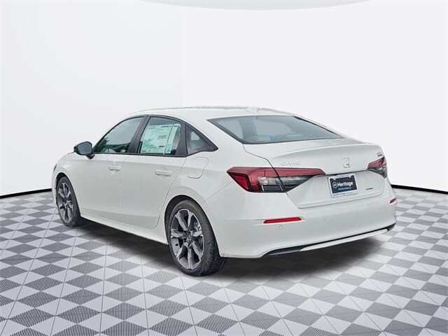 2025 Honda Civic Hybrid Sport Touring photo 3
