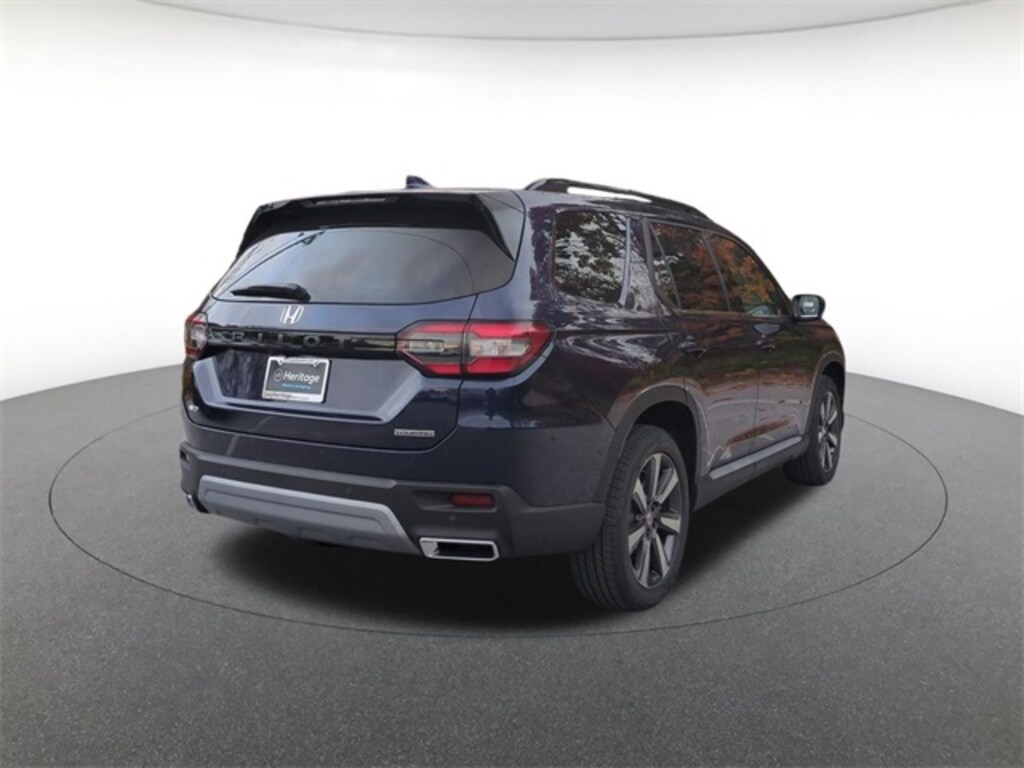 New 2025 Honda Pilot Touring SUV