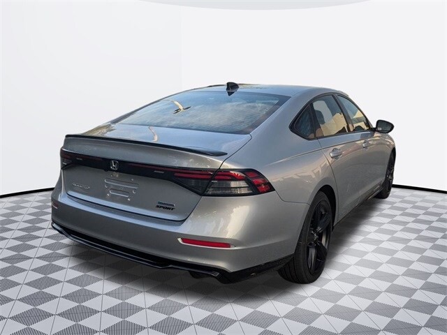 2025 Honda Accord Hybrid Sport-L photo 4