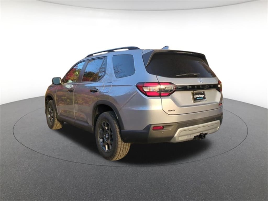 New 2025 Honda Pilot TrailSport SUV