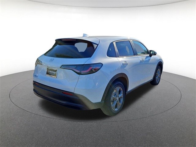 2026 Honda HR-V LX photo 4