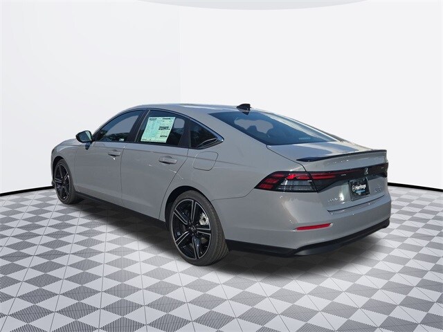 2025 Honda Accord Hybrid Sport photo 3