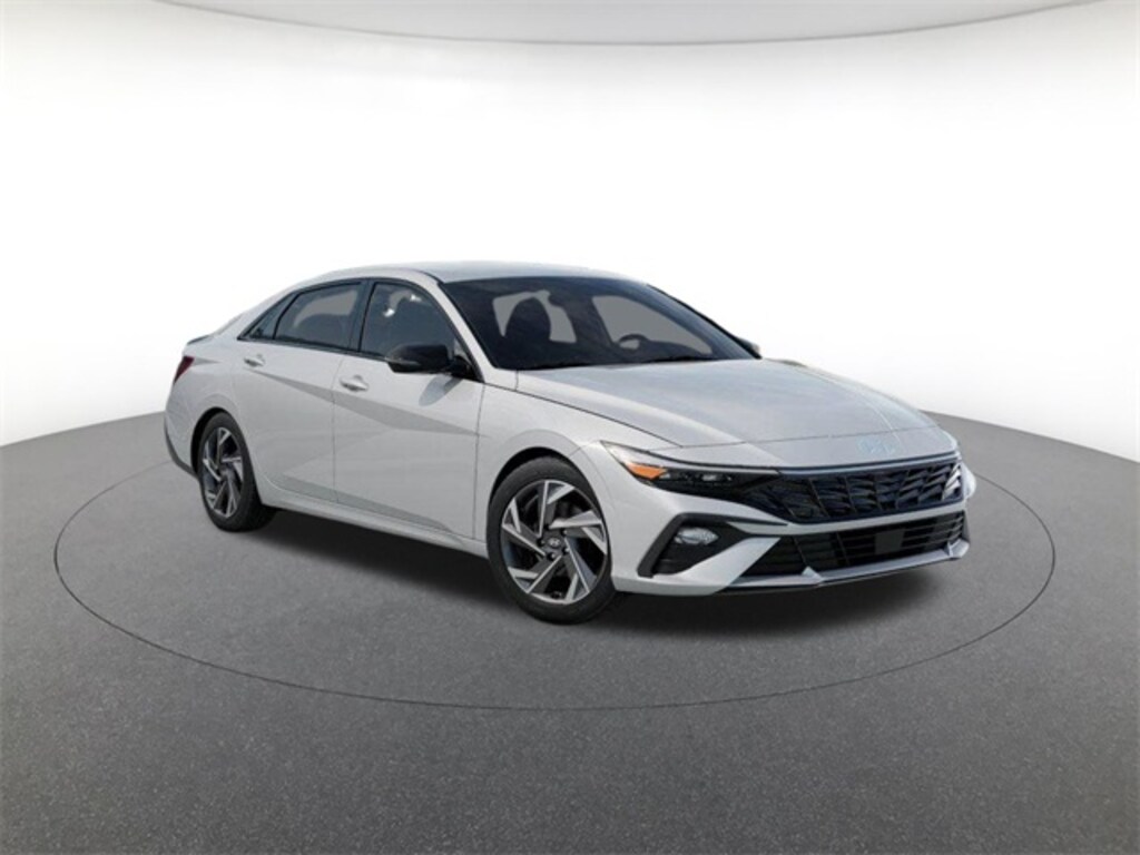 New 2025 Hyundai Elantra SEL Sport Sedan