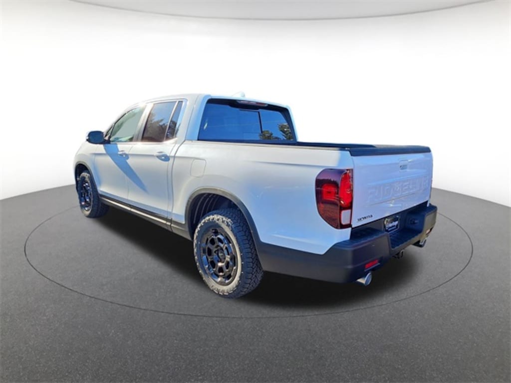 New 2025 Honda Ridgeline RTL Truck Crew Cab