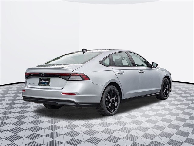 2025 Honda Accord SE photo 3