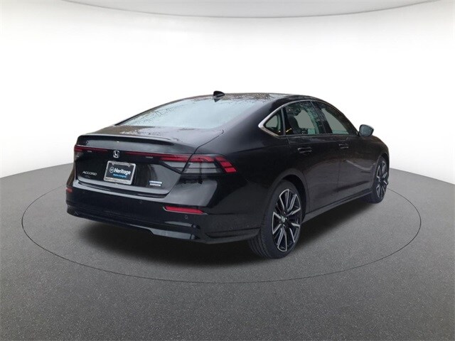 2025 Honda Accord Hybrid Touring photo 4