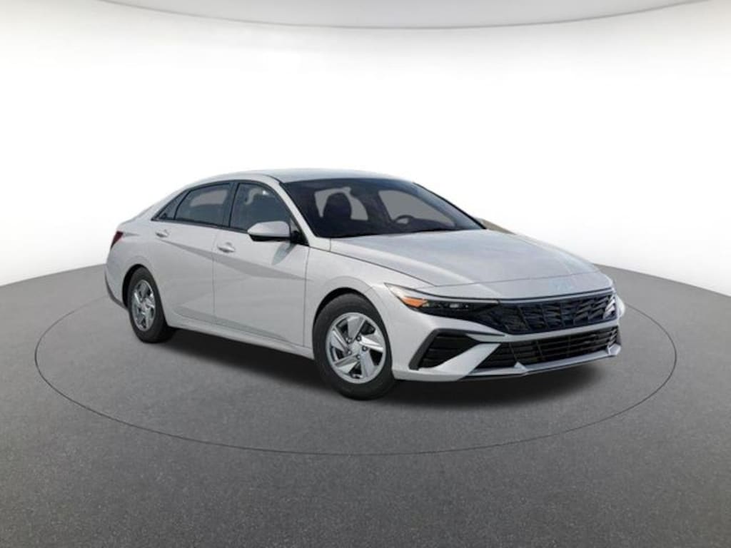 New 2026 Hyundai Elantra SE Sedan