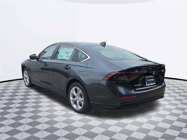 2025 Honda Accord LX photo 3