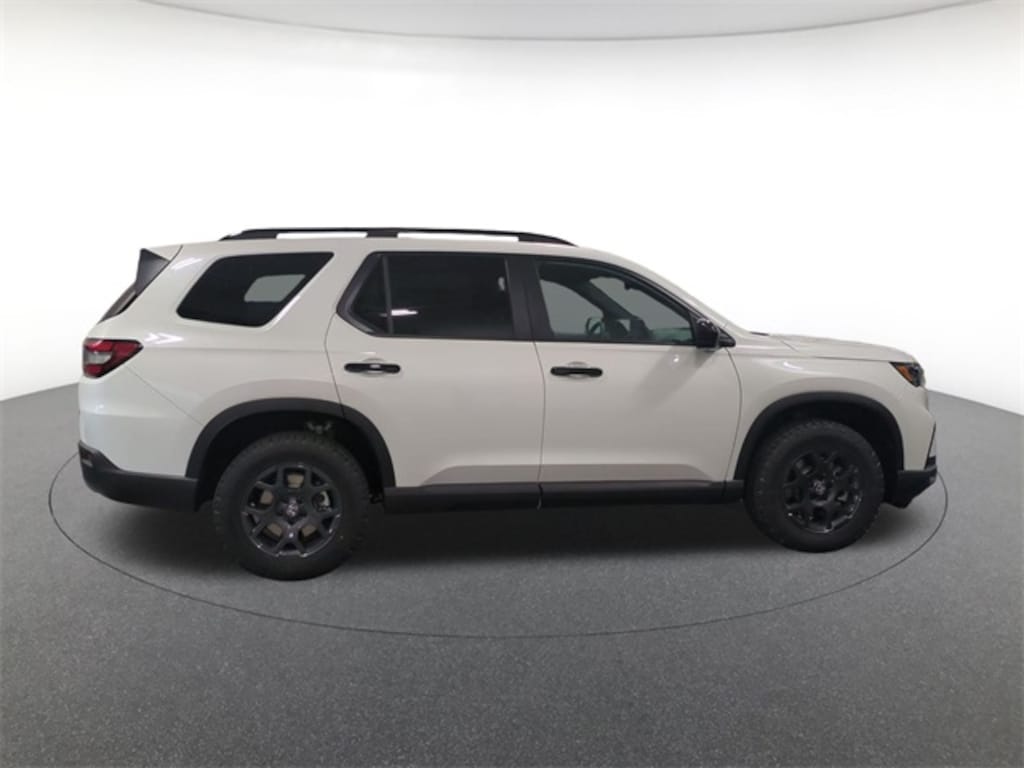 New 2025 Honda Pilot TrailSport SUV