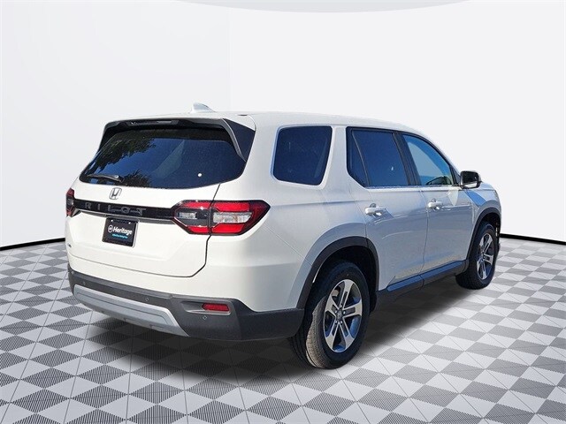 2025 Honda Pilot EX-L photo 2