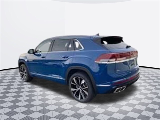 2025 Volkswagen Atlas Cross Sport SEL Premium R-Line photo 3