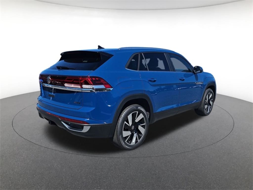 New 2026 Volkswagen Atlas Cross Sport 2.0T SE w/Technology SUV