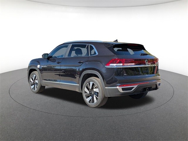 2026 Volkswagen Atlas Cross Sport SEL photo 2