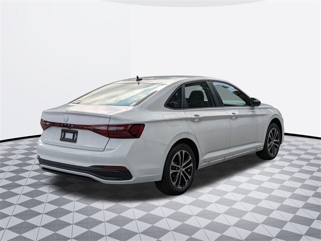 2025 Volkswagen Jetta 1.5T Sport photo 4