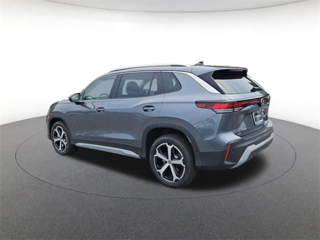 New 2025 Volkswagen Tiguan 2.0T SE SUV