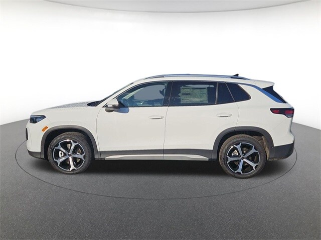 2026 Volkswagen Tiguan SE photo 2