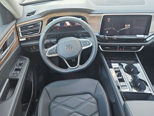 2026 Volkswagen Atlas SE w/Tech - Photo 7
