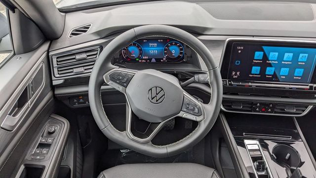 2026 Volkswagen Atlas Cross Sport SE w/Tech - Photo 8