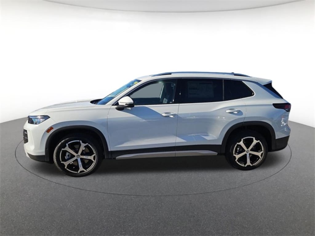 New 2026 Volkswagen Tiguan 2.0T SE SUV