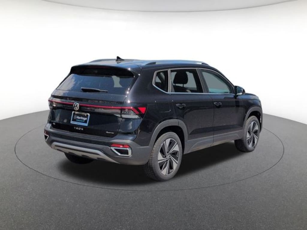 New 2026 Volkswagen Taos 1.5T SE SUV