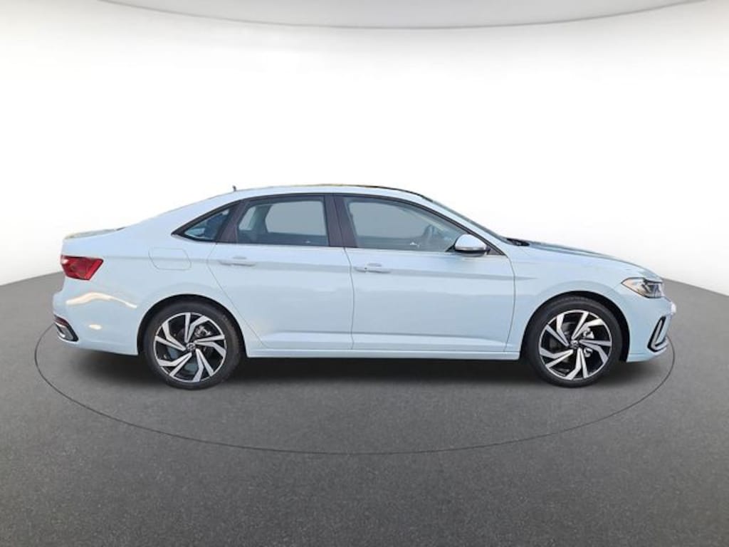 New 2026 Volkswagen Jetta 1.5T SEL Sedan