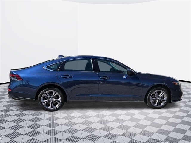 2023 Honda Accord EX photo 3