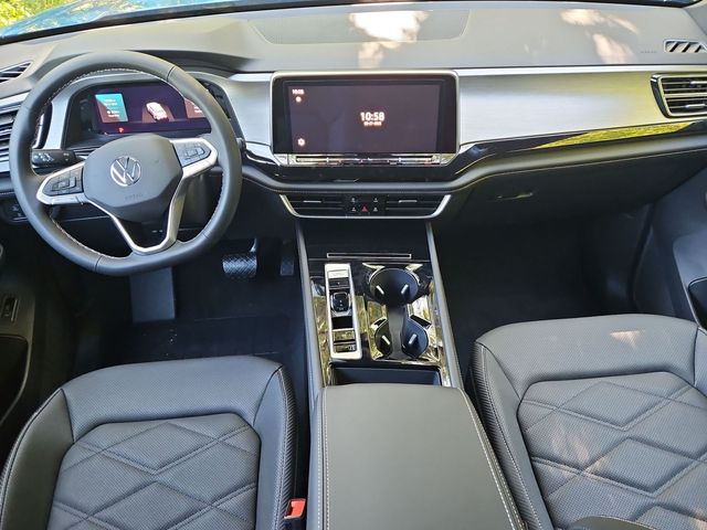 2026 Volkswagen Atlas Cross Sport SE w/Tech - Photo 8