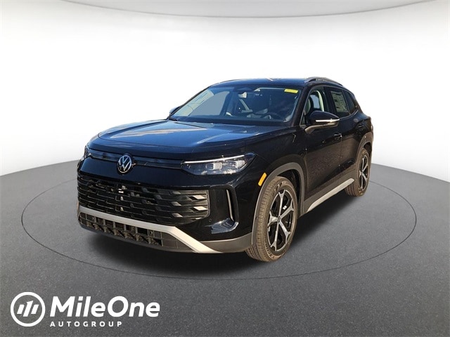 2026 Volkswagen Tiguan SE's photo