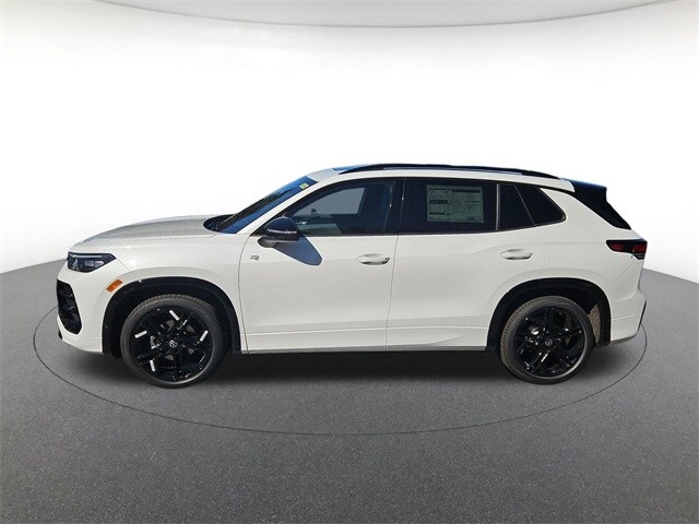 2026 Volkswagen Tiguan SE R-Line Black photo 2