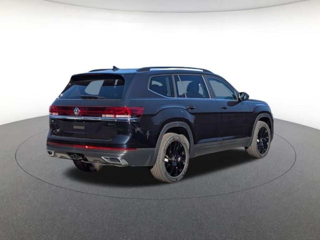 New 2026 Volkswagen Atlas 2.0T SE w/Technology SUV