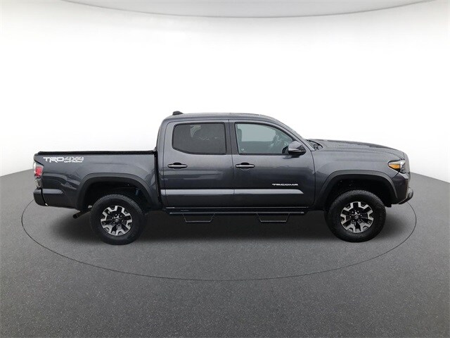 2021 Toyota Tacoma TRD Off-Road photo 4