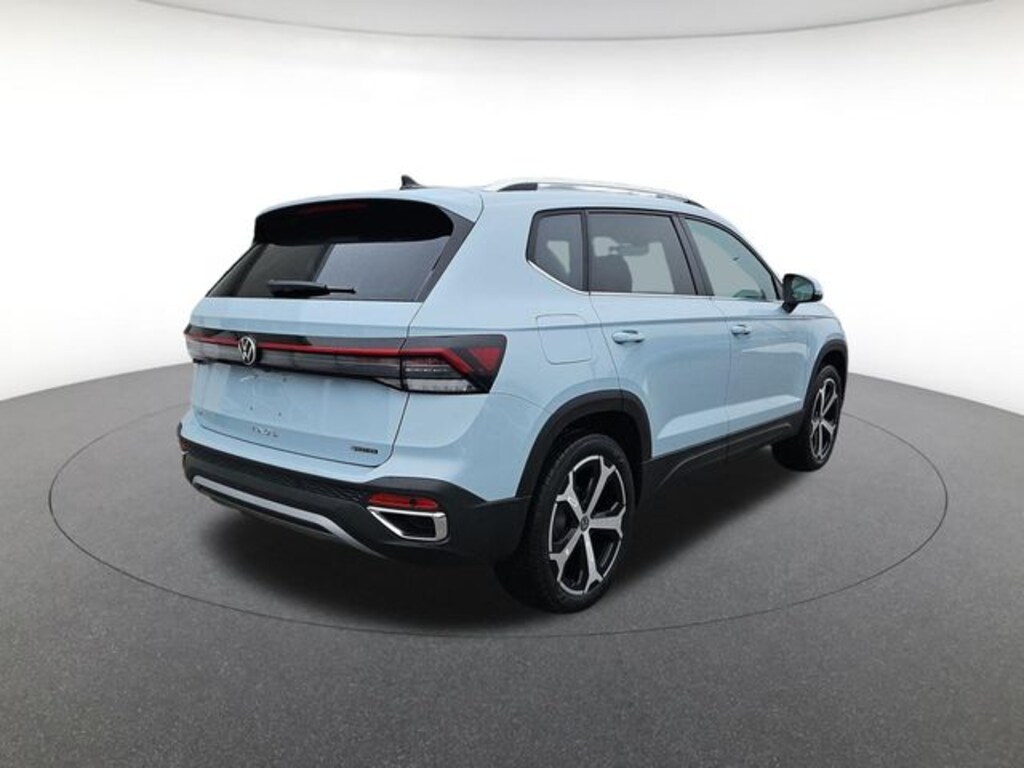New 2026 Volkswagen Taos 1.5T SEL SUV