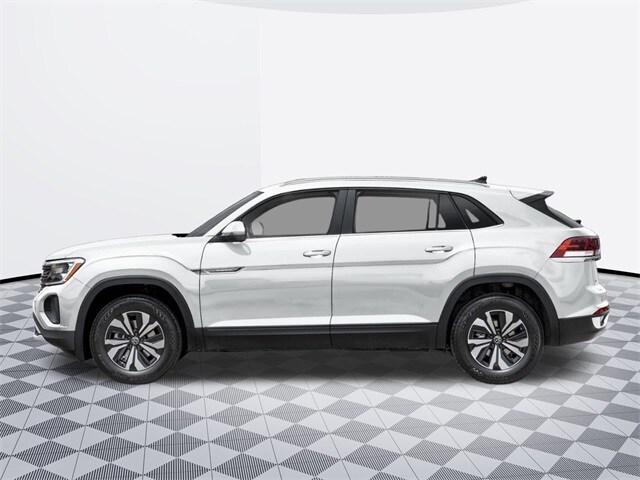 2025 Volkswagen Atlas Cross Sport SE Technology photo 3
