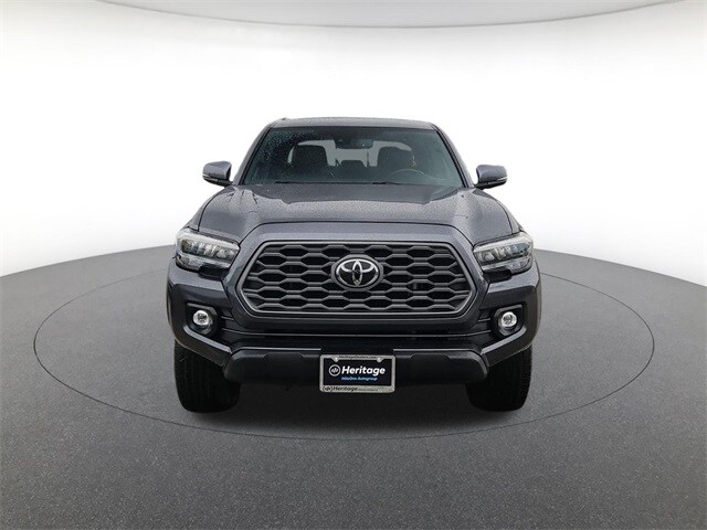 2021 Toyota Tacoma TRD Off-Road photo 2