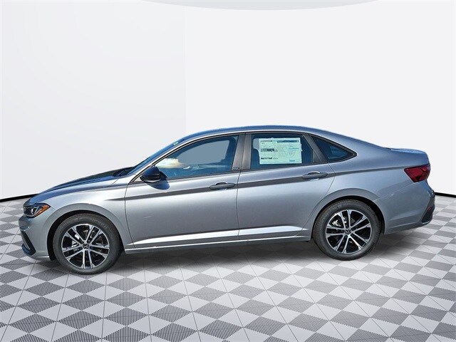 2025 Volkswagen Jetta 1.5T Sport photo 2
