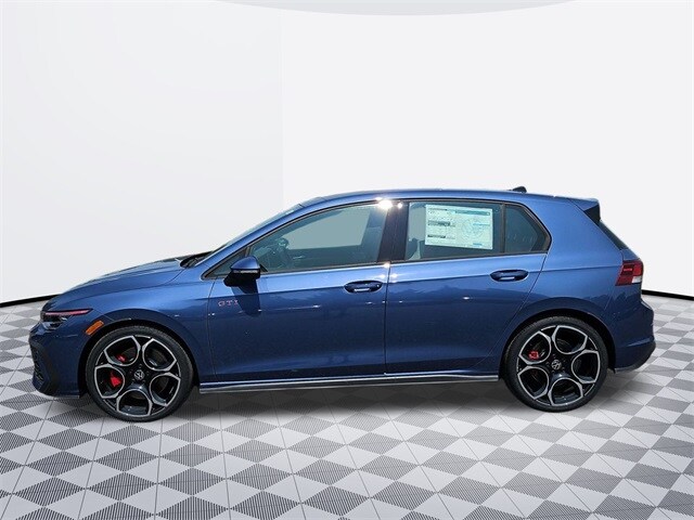 2025 Volkswagen Golf GTI Autobahn photo 2