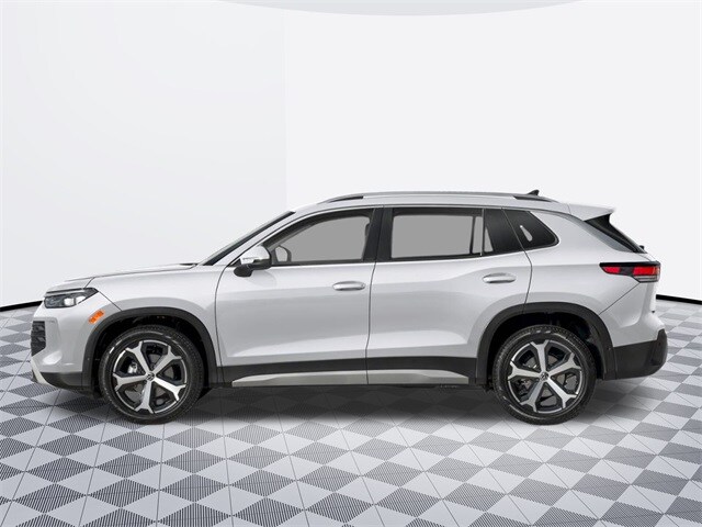 2025 Volkswagen Tiguan SE photo 3