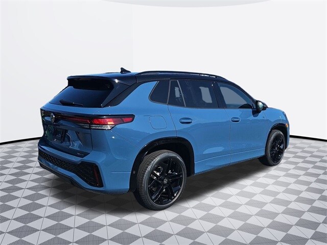2025 Volkswagen Tiguan SE R-Line Black photo 3